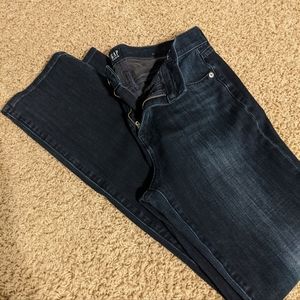 GAP Mid Rise Classic Straight Jeans in 360 Stretch, blue black color, 28L
